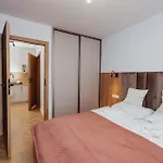 Dolina Szczescia Pine - Dream Apartamento