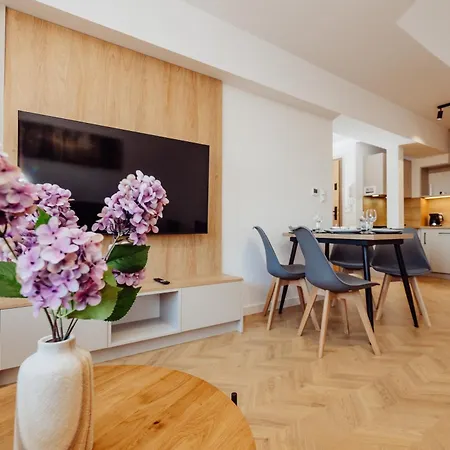 Apartment Dolina Szczescia Pine - Dream